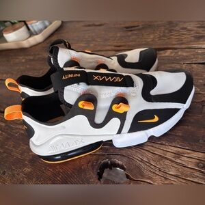Nike Air Max Infinity in White Laser Orange